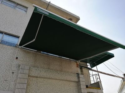 电动伸缩篷（棚）